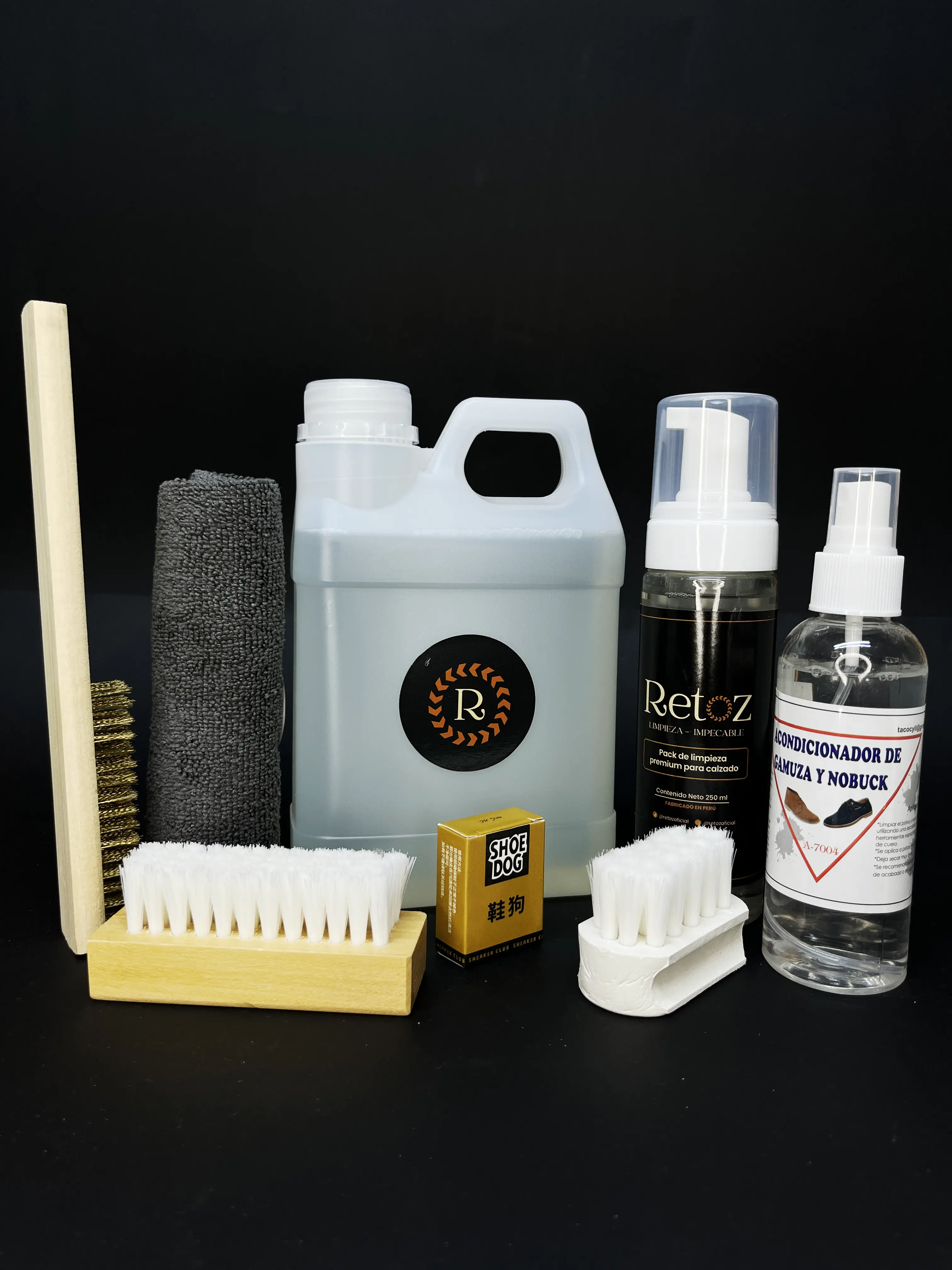 Kit de Limpieza para Todo Tipo de calzados (Cuero y Gamuza) + 1 Litro de Shampoo Premium