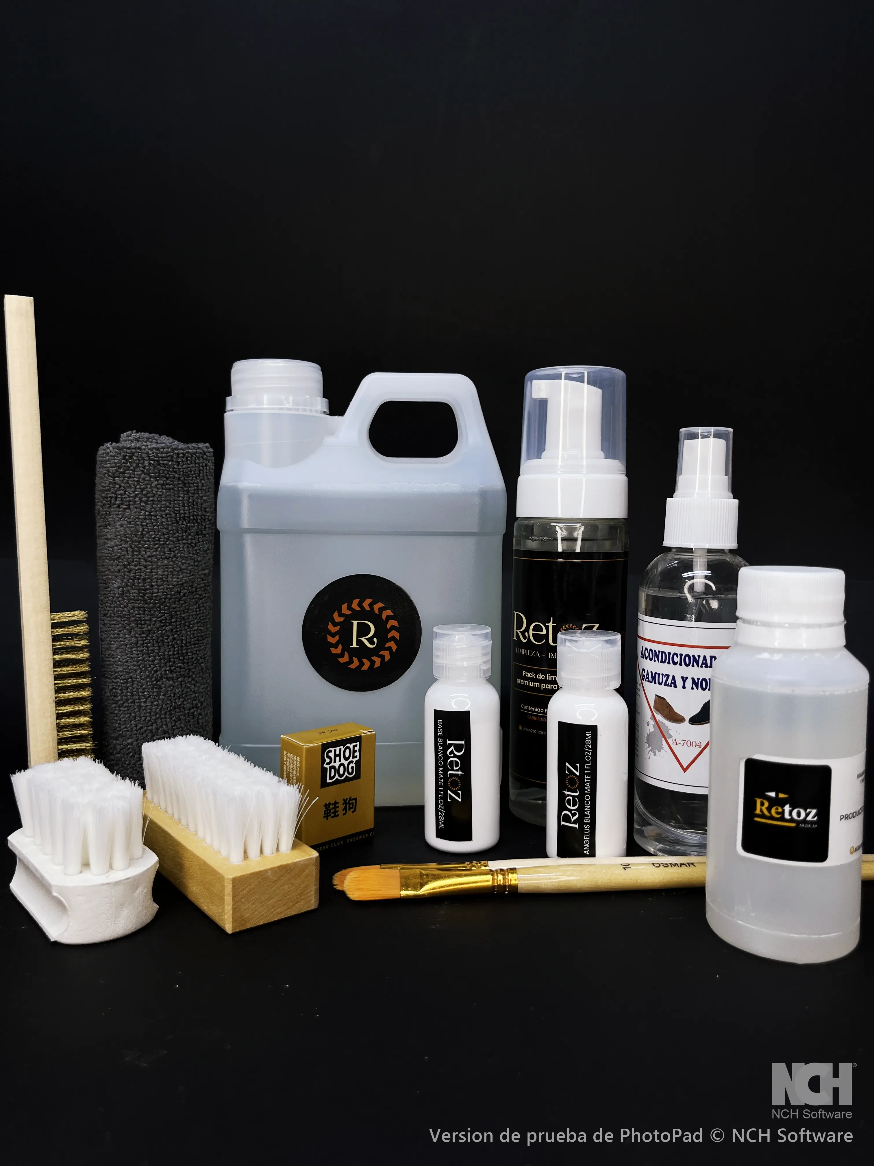 Kit de Limpieza (Gamuza y Cuero9 + 1 Litro de Shampoo Premium + Kit Blanqueador de Suelas 